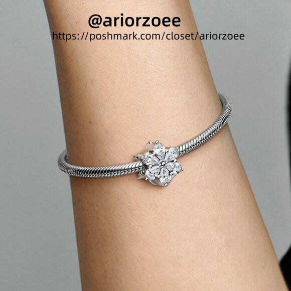 Pandora Sparkling Herbarium Cluster Charm|Pendant - Picture 2 of 2